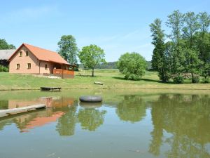Nice House With Private Pond and Fishing Without Fishing License