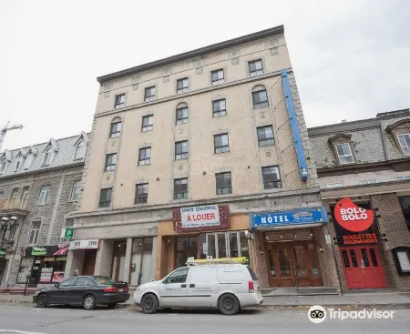 Hotel St-Denis Отели рядом с достопримечательностью «Парк Жан-Драпо»