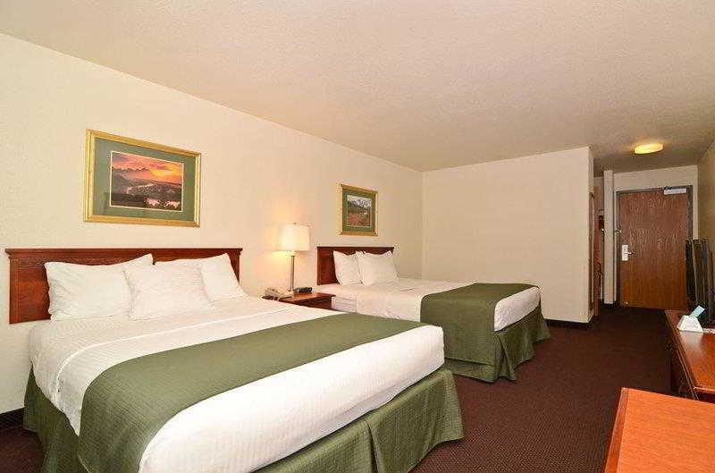 Best Western Firestone Inn & Suites