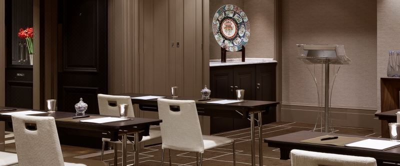 1. 로즈우드 런던..