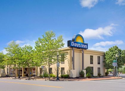 Days Inn by Wyndham Silver Spring