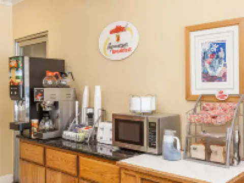 Rose Garden Inn Hotels in San Jose