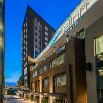 Aloft Greenville Downtown Hotels near Centre Stage