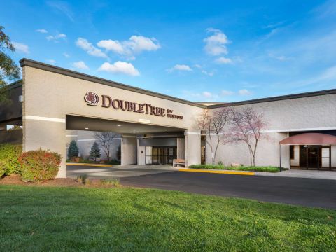 DoubleTree by Hilton Lawrence