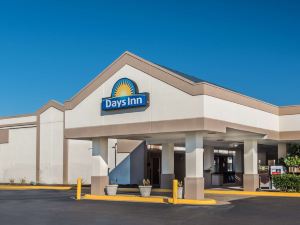 Days Inn by Wyndham South Hill