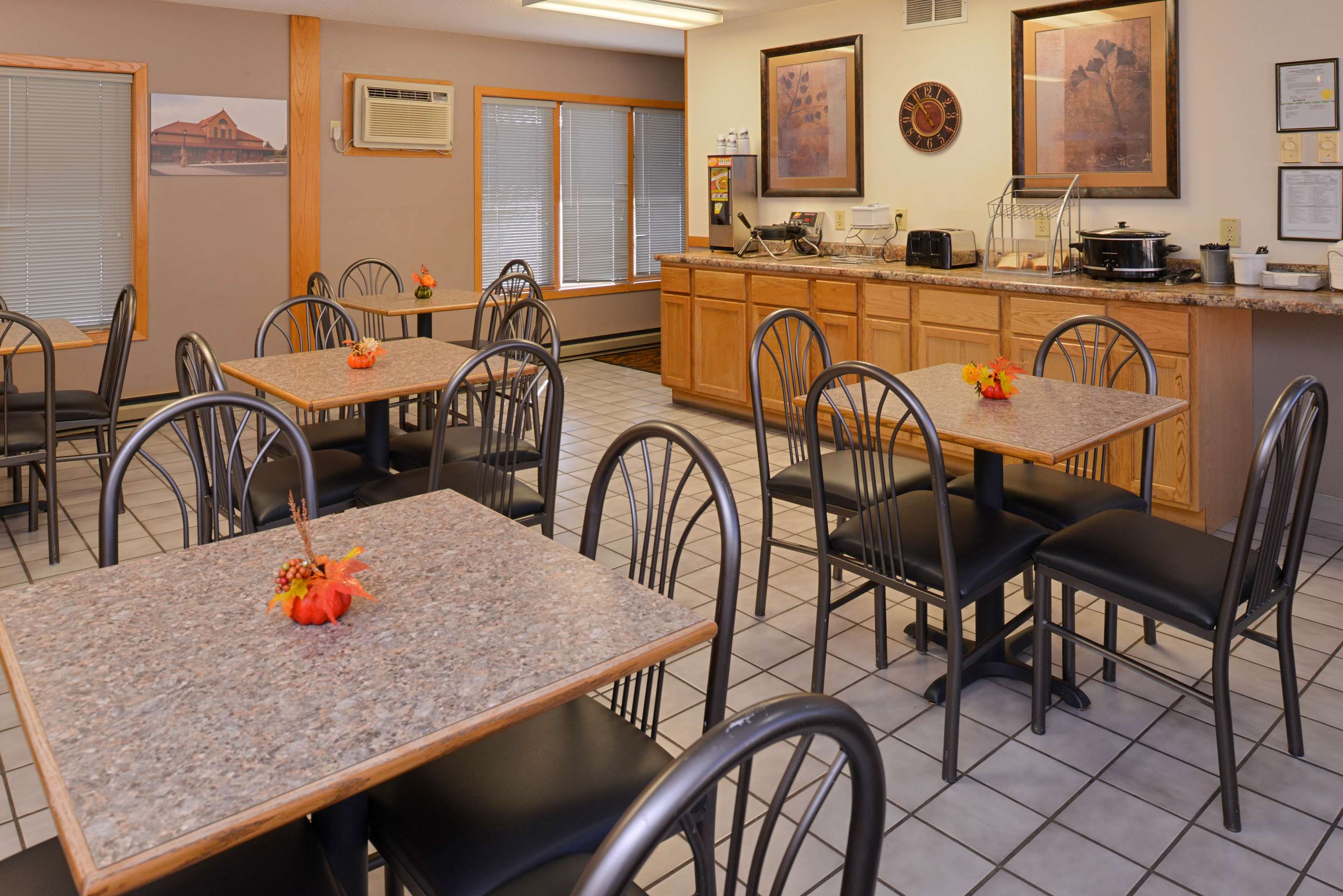 Americas Best Value Inn & Suites; Atlantic Inn & Suites