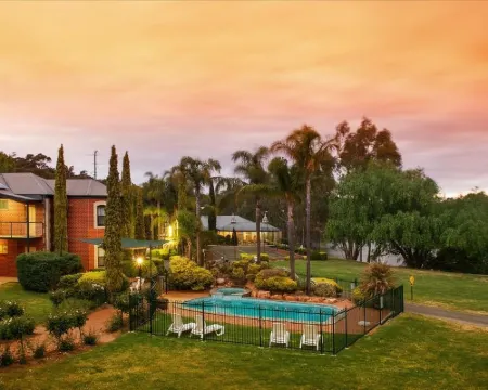 Clare Country Club Hotels in Clare