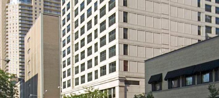 Hampton Inn & Suites Chicago-Downtown Hotele w: Chicago