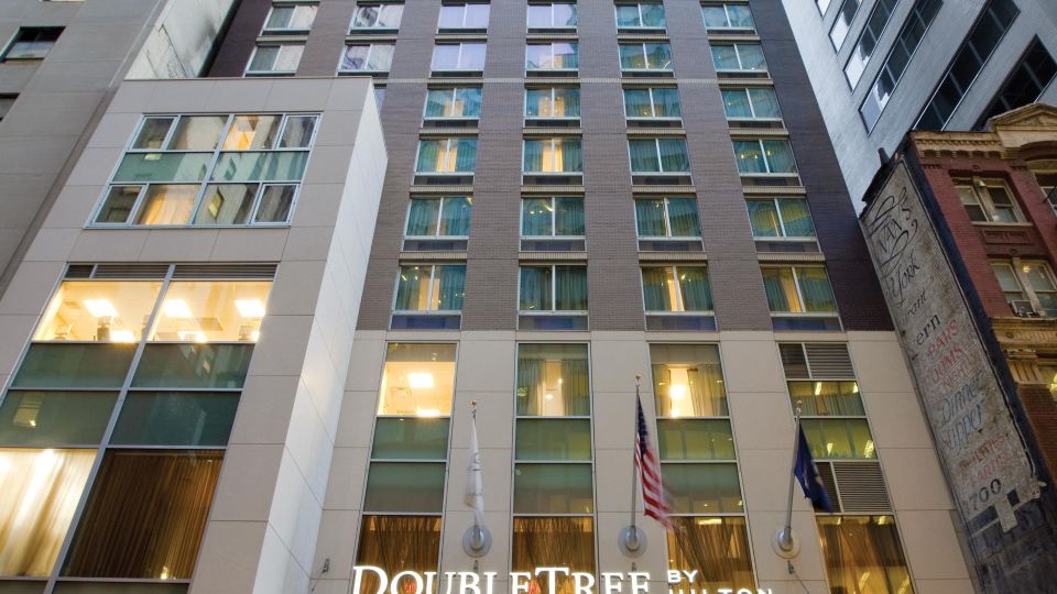DoubleTree by Hilton New York Downtown