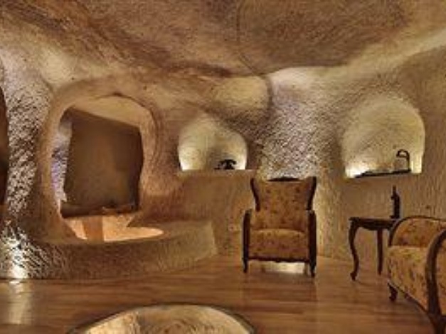 Golden Cave Suites