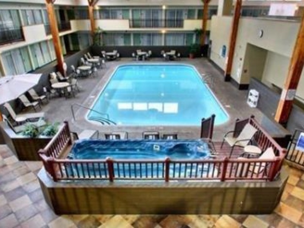 Lifestyle Inn Cedar Falls