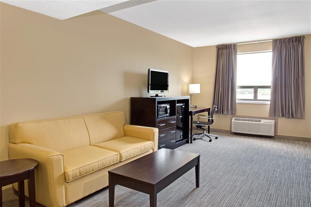 Red Roof Inn & Suites Newburgh – Stewart Airport