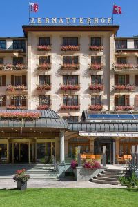 Hotel dekat Moncler, Zermatt | Trip.com