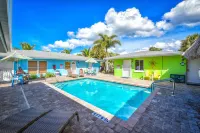 Siesta Key Beachside Villas Hotels in Siesta Key