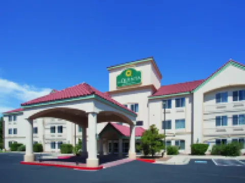 La Quinta Inn & Suites by Wyndham Roswell Hotels in Roswell