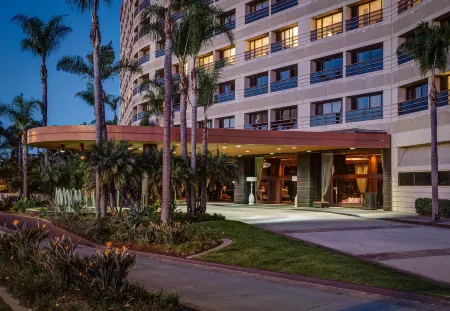 Marina del Rey Marriott Отели рядом с достопримечательностью «Fisherman's Village»