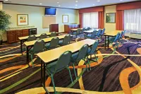 La Quinta Inn & Suites by Wyndham Cookeville Hotels in Cookeville