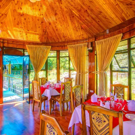 Poa Place Resort & Hotel - Where Nature Meets Comfort