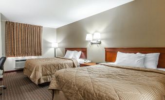 Econo Lodge Inn & Suites