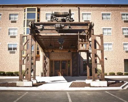 Ironworks Hotel Hoteles en Beloit