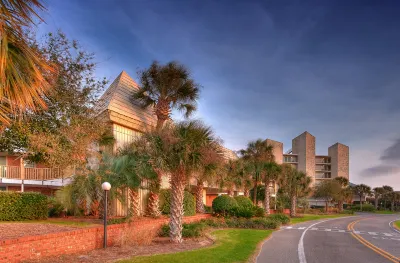 Oceanfront Litchfield Inn Hotel di Murrells Inlet