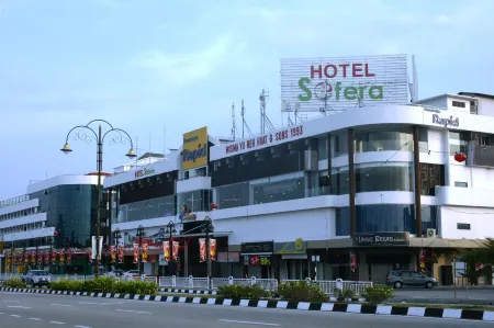 Hotel Sfera Отели рядом с достопримечательностью «Open University Malaysia»