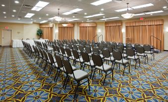 MainStay Suites Fitchburg - Madison