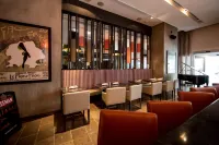 Pantages Hotel Toronto Centre