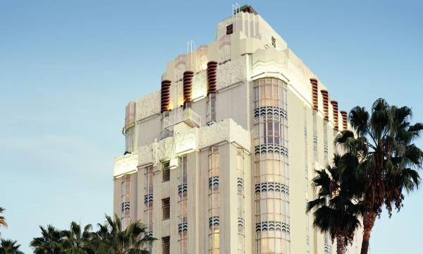 Sunset Tower Hotel