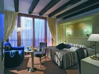 Hotel Giudecca Venezia Hotels near Malamocco