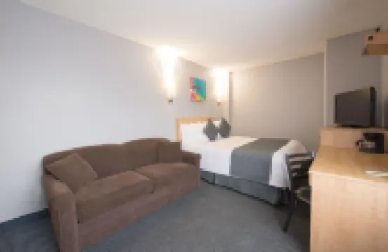 Travelodge by Wyndham Montreal Centre