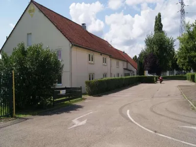 Hôtel Première Classe Metz Talange Hôtels à proximité de : stade de Malancourt