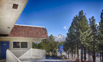 Motel 6 Mammoth Lakes, CA