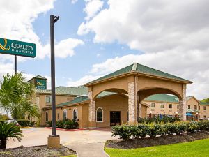 Quality Inn and Suites Beaumont