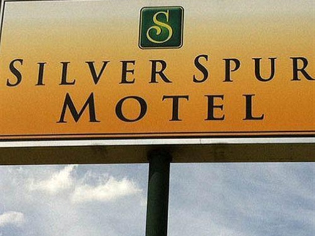 Silver Spur Motel