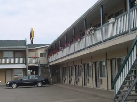 Chateau Motel