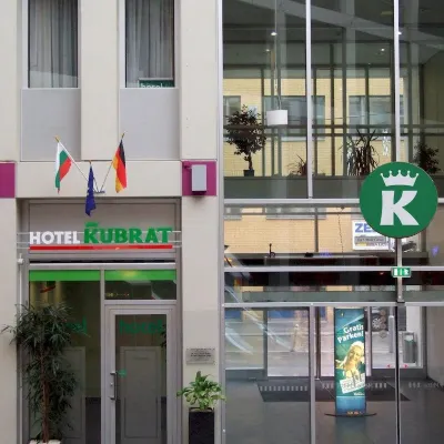 Hotel "Helle Mitte" Berlin Hotels near Kaulsdorf