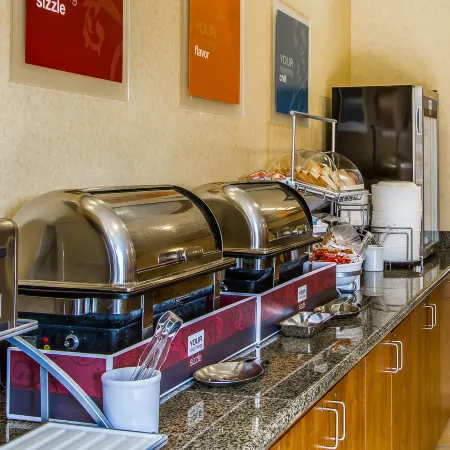 Comfort Suites Urbana Champaign, University Area