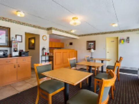 圖珀洛北貝斯特韋斯特SureStay飯店 圖珀洛酒店