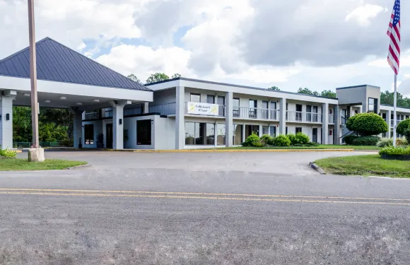 凱藝酒店-莫斯波因特帕斯卡古拉