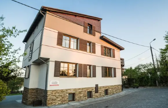 德母維亞卡39a旅館