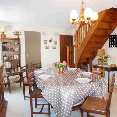 Saint Ideuc Dining/Meeting Rooms