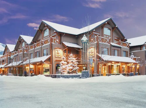 Brewster Mountain Lodge Hotels in Banff