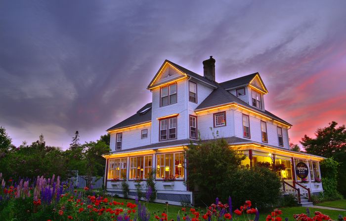 Harbourview Inn