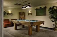 Royal Scot Hotel & Suites