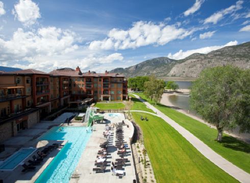 Watermark Beach Resort