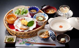 Kappou Ryokan Yunohanasou - Housity