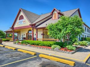 Econo Lodge Inn & Suites