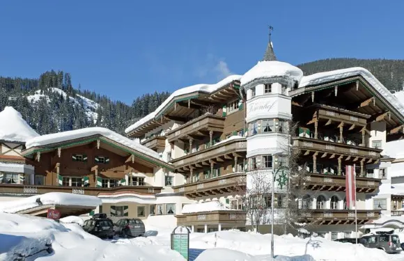 費力恩霍夫酒店公寓