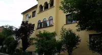 Moonlight Central Apartments Hotels in 